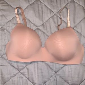 Victoria’s Secret nude wireless bra